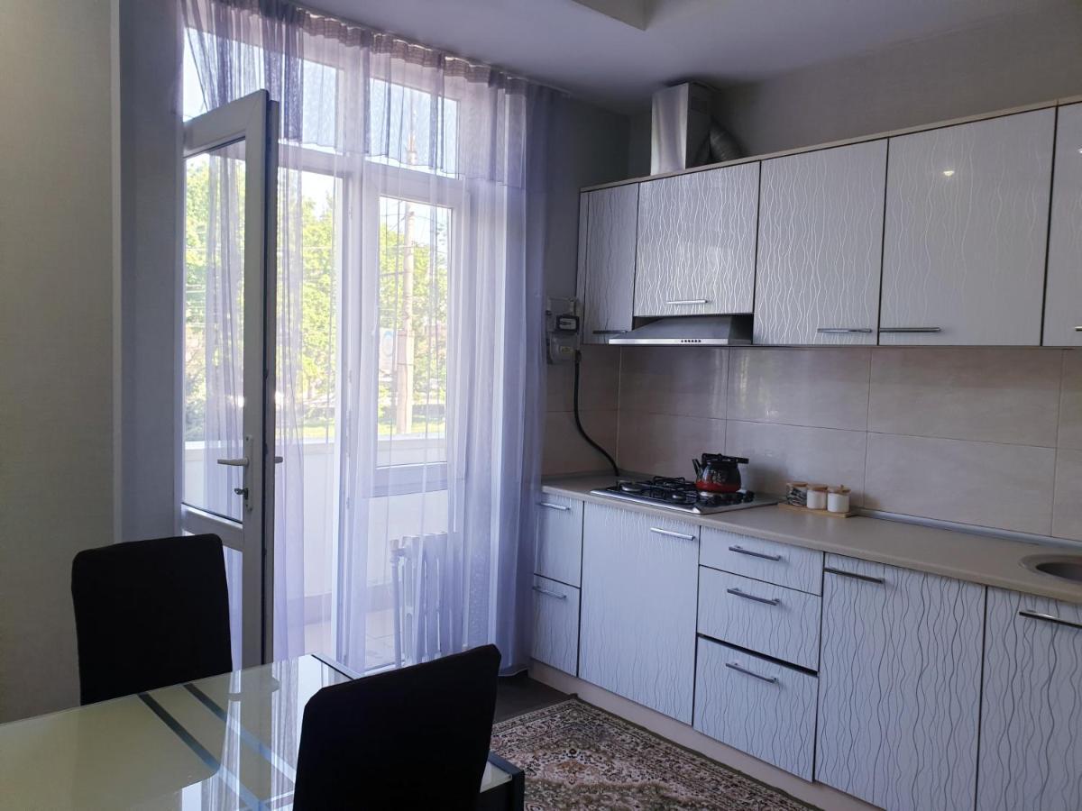 Apartments Paritet Biskek Kültér fotó